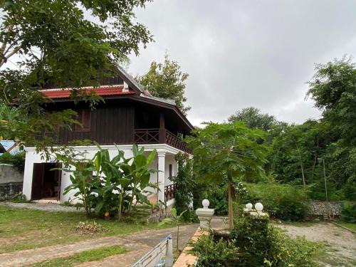 Luang Prabang House | Mary Home Stay Riverside in Luangprabang