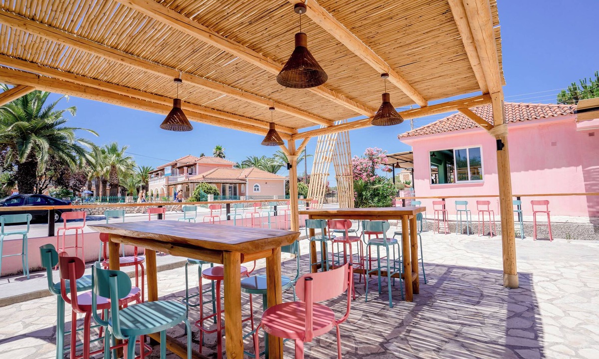 Agrilia Hotel | MAUI HOTEL LAGANAS