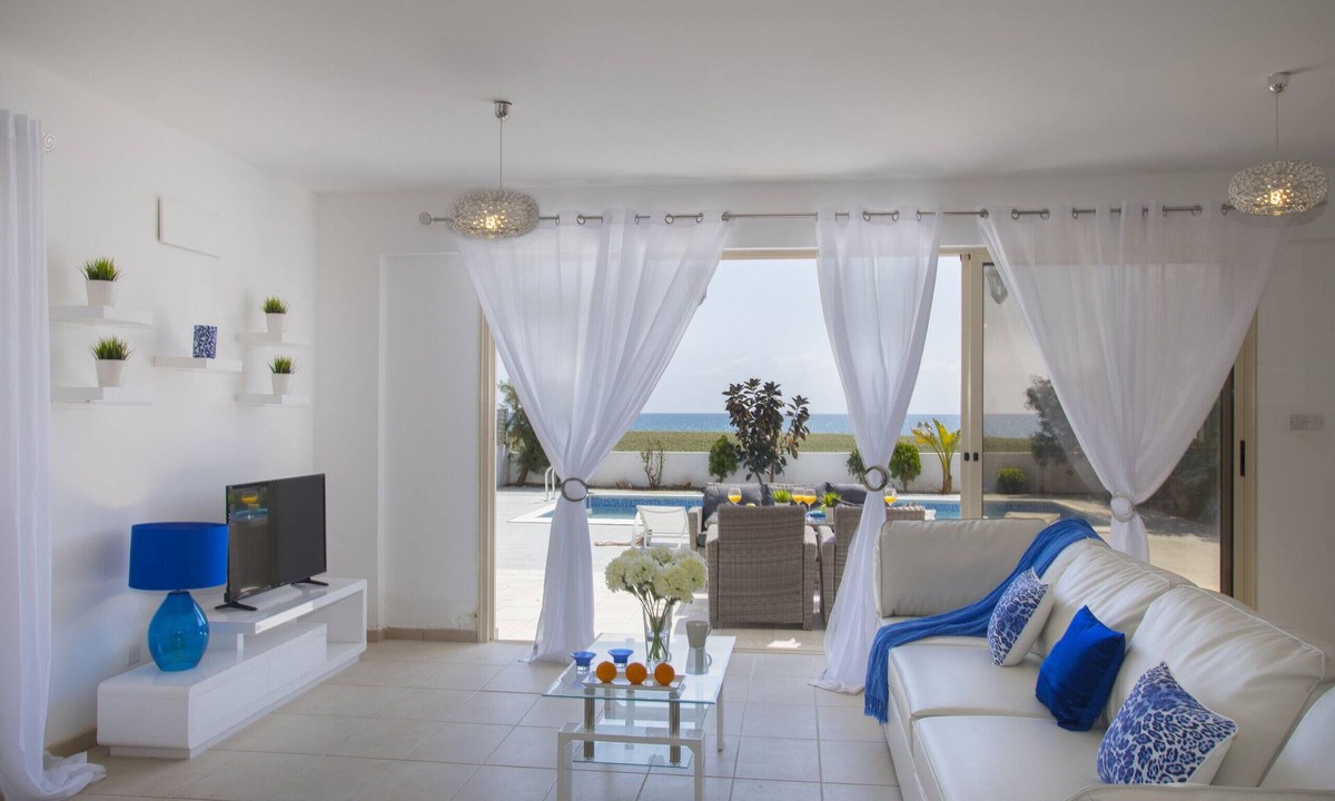 Mazotos Villa | Mazotos Seaview Villa Iris