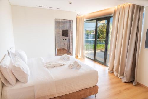 Agios Serafim Hotel | Megara Hotel
