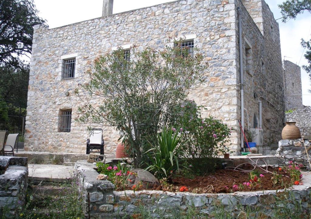 Layia Apartment | Miki's Castle