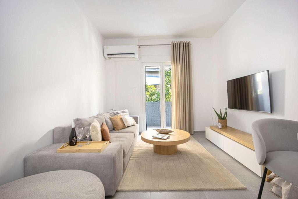 Koukaki Apartment | Modern 1BR in Koukaki l Balcony l Near Acropolis