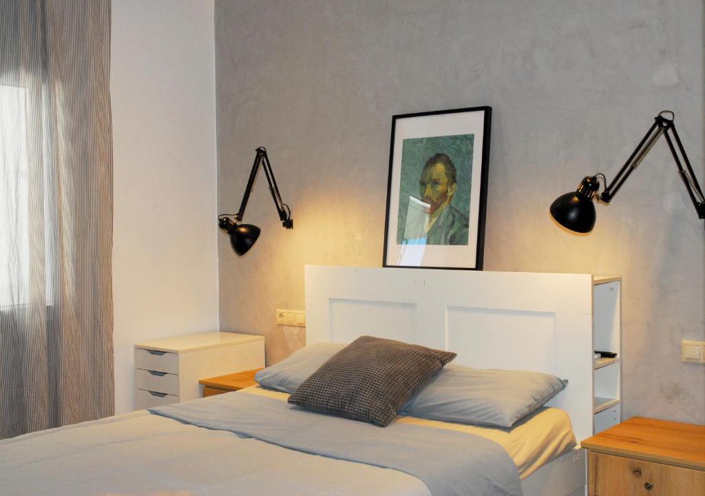 Heraklion Apartment | Modern house with garden and bathroom TV in front of the Venetial Walls