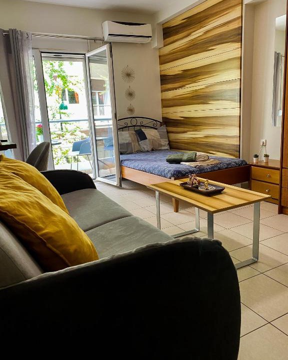 Larissa Apartment | Modern Petite Studio Central A2