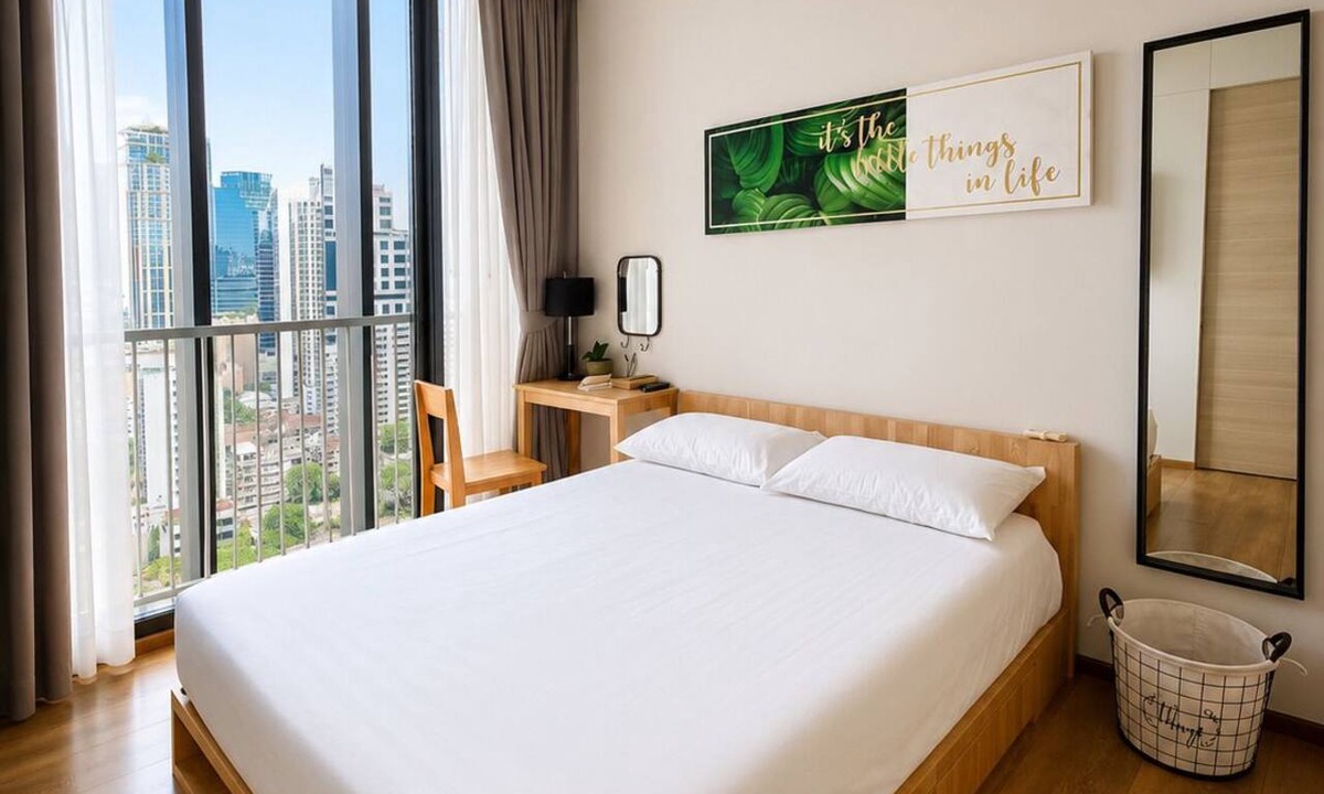 Khlong Tan Condo | Modern Studio/Fast WiFi + Pool + Shuttle/Monthly Stay