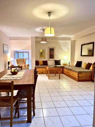 Mithimna Apartment | MOLAV Apartment