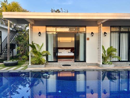 Siem Reap House | Monthly Pool Bungalow with Fast WIFI - Weekly Serviced