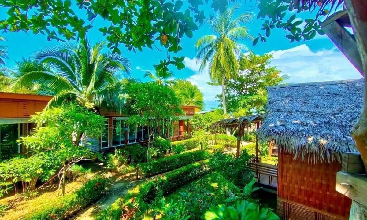 Ko Mook Hotel | Mook Montra Resort Seafront