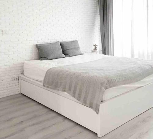 Bang Yi Khan Apartment | NEW CONDO - 1 Bedroom Near Khaosan Road