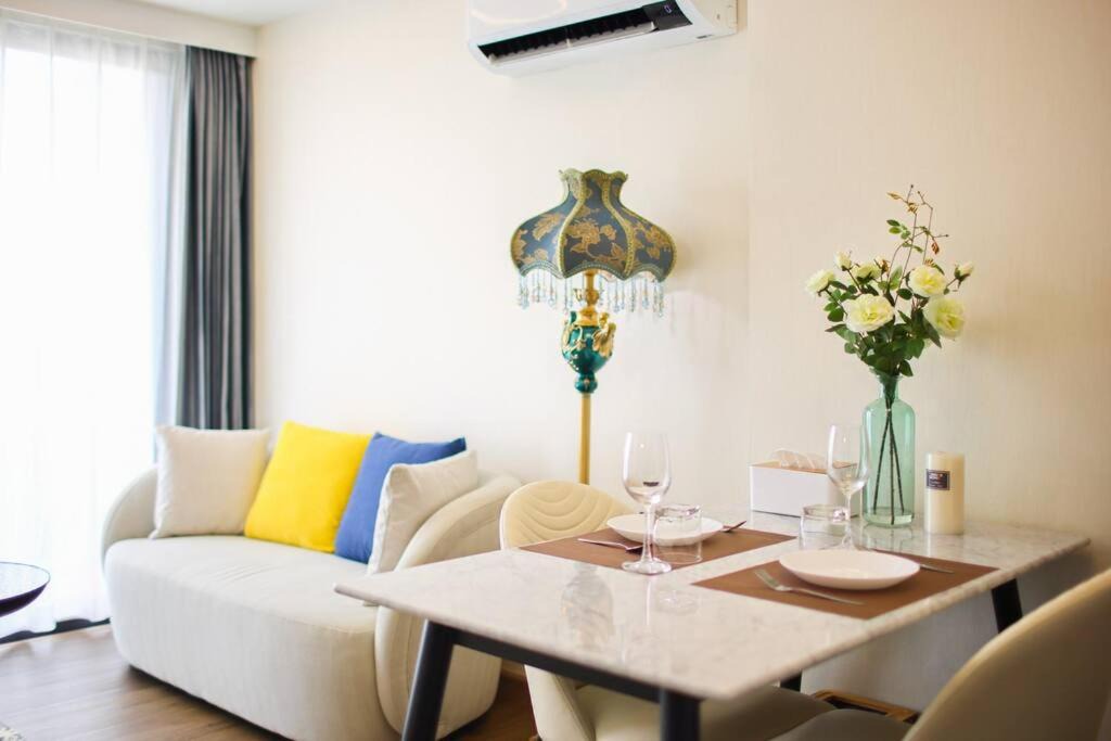 Chiang Mai Apartment | Newly Luxury Resort Style Condo