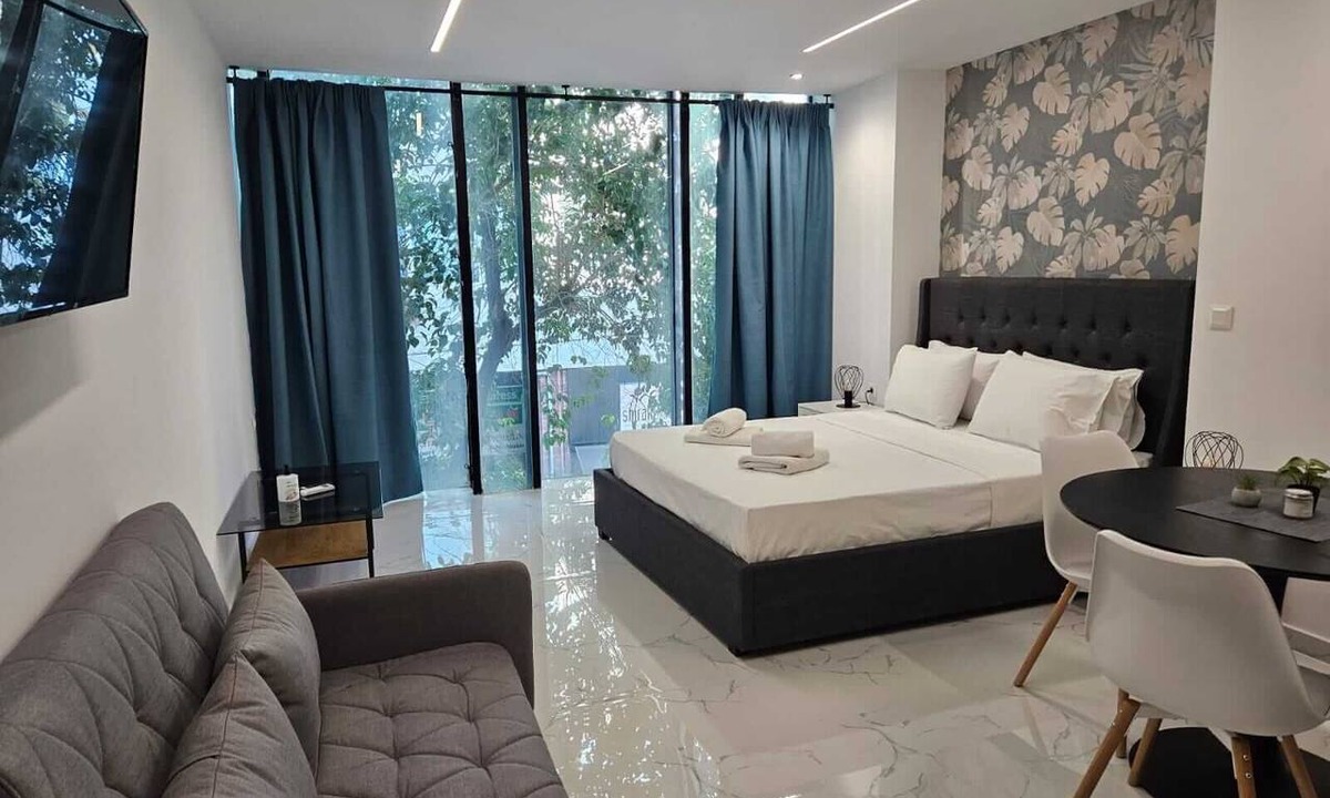 Plaka Apartment | Nikis 20 Suite Number 1