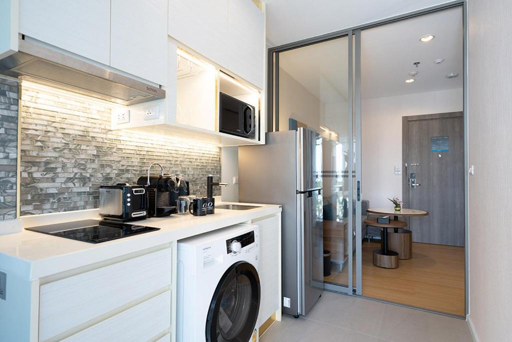 Nonthaburi Hotel | Oakwood Suites Tiwanon Bangkok