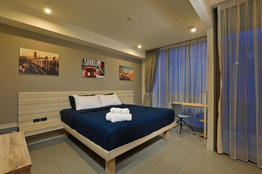 Bang Tao Apartment | Oceanstone by Holy Cow, studio, next building view
