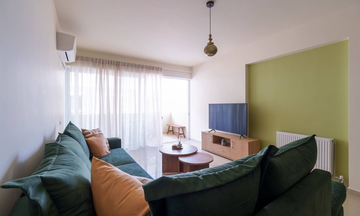 Agios Nikolaos Apartment | Oikies. Luxury Apartment with Lake View | private free parking area