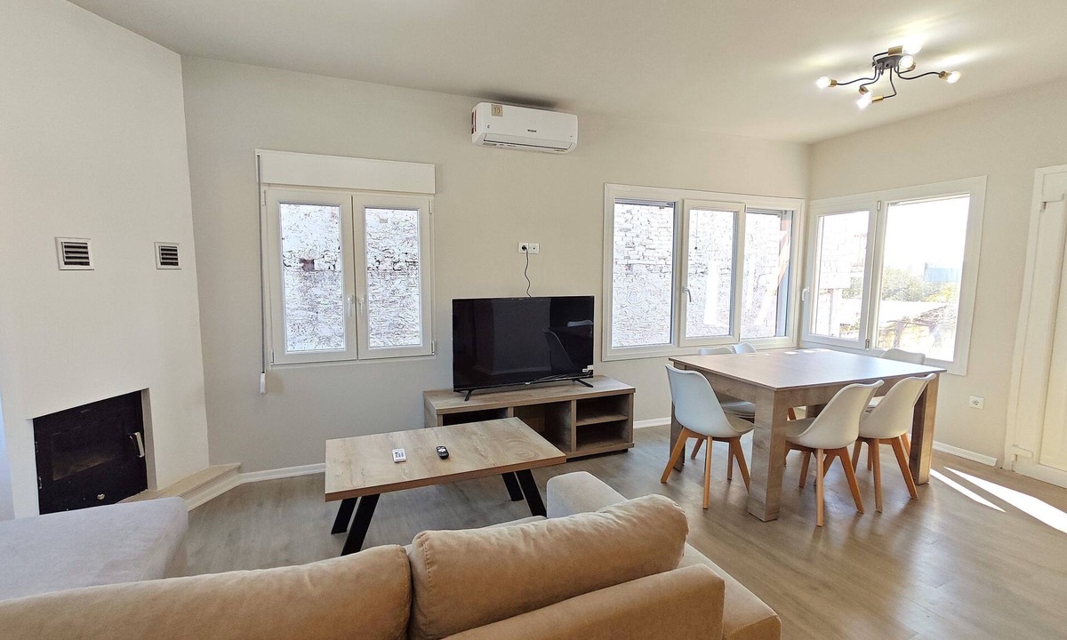Kalamata Apartment | Olive garden farmhouse 2