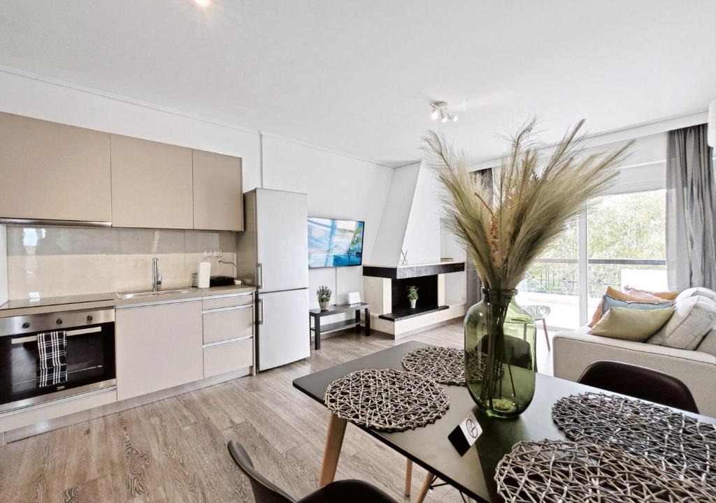 Marousi Apartment | Omorfokklisias by Verde Apartments