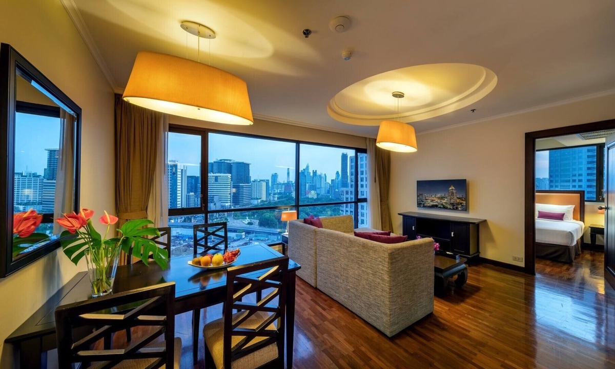 Silom Apartment | One Bedroom Suite