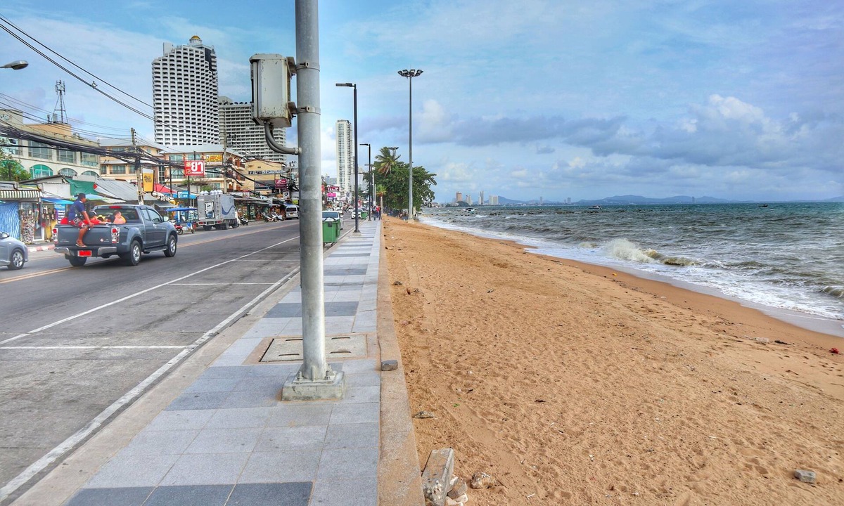 South Pattaya Hotel | Orange and Co