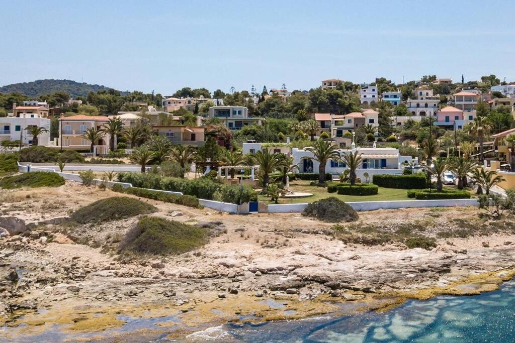 Vagia Villa | Palmaya Villa, unique seafront experience