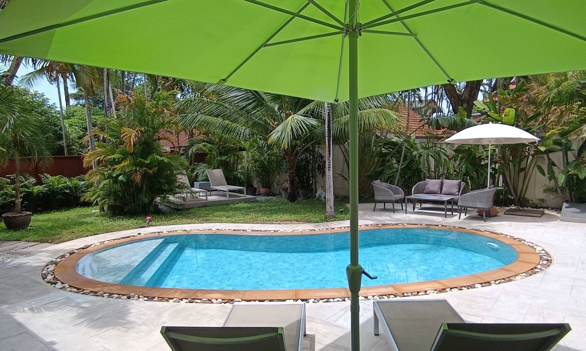 Rawai Villa | Paradise Island Villa 3 features a private swimming pool in a luxurious tropical park.