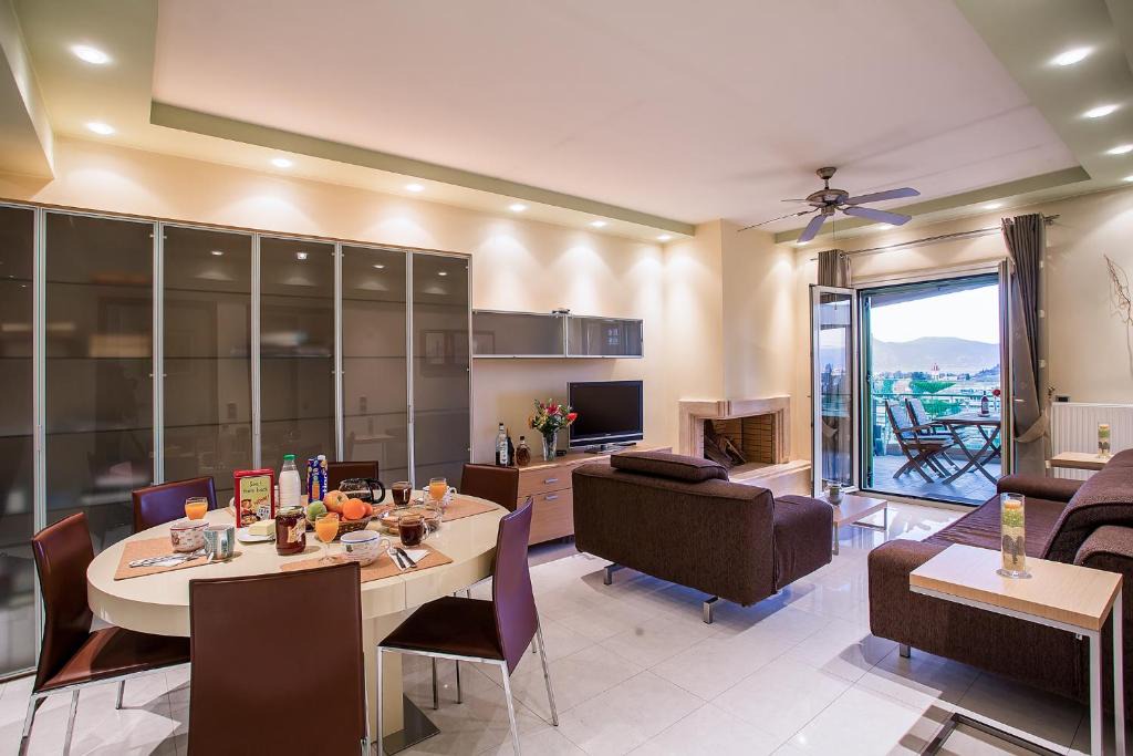 Corfu Town Apartment | Pennie's Lux Appartement