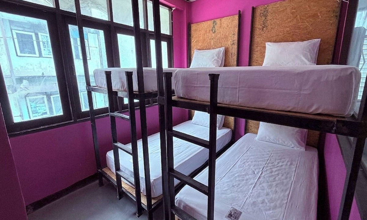 Ramkhamhaeng Hostel | Pink Kraken Hostel