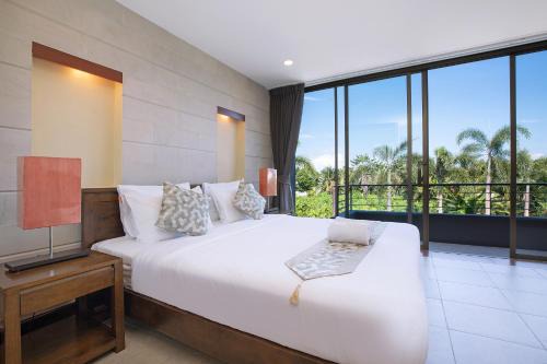 Thep Kasattri Villa | Pool Access Villa Argent 8, 3-Bedroom near Mission Hills Golf