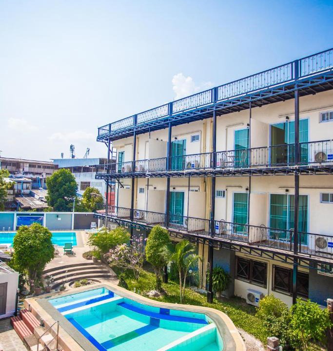 Chang Moi Hotel | Prince Hotel Chiang Mai