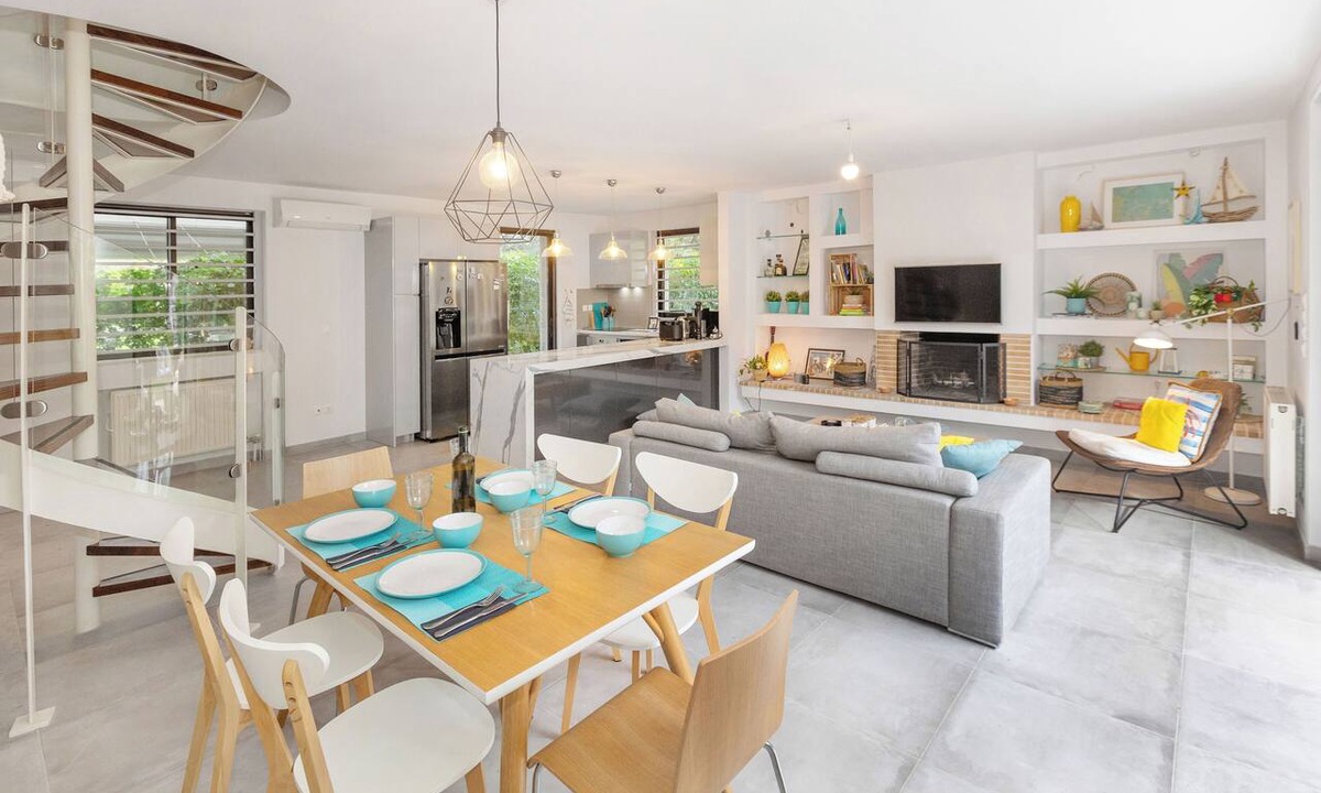 Voula Apartment | Private Garden Duplex in Voula by GHH
