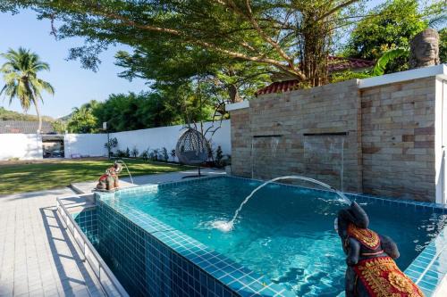 Ko Lanta Apartment | Private Luxury Villa 4BR Pool Near Beach