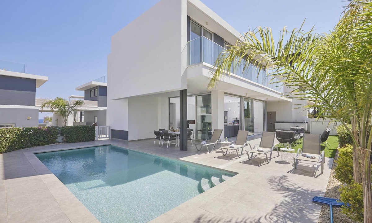 Protaras Villa | Protaras Olivine Villa Ol13