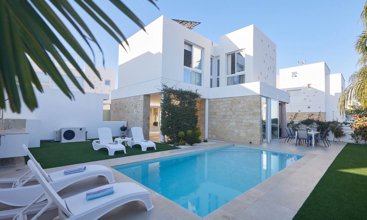 Protaras Villa | Protaras Vie Bleu Villa Vb8