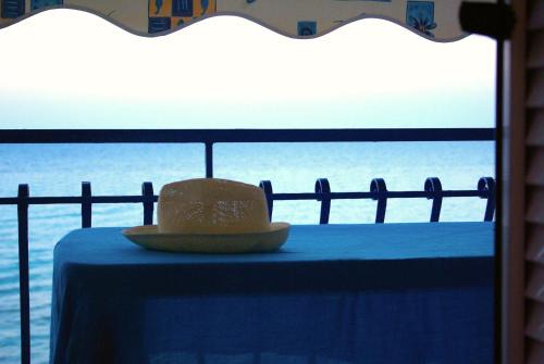 Psarou Apartment | Psarou Thalassa Studios