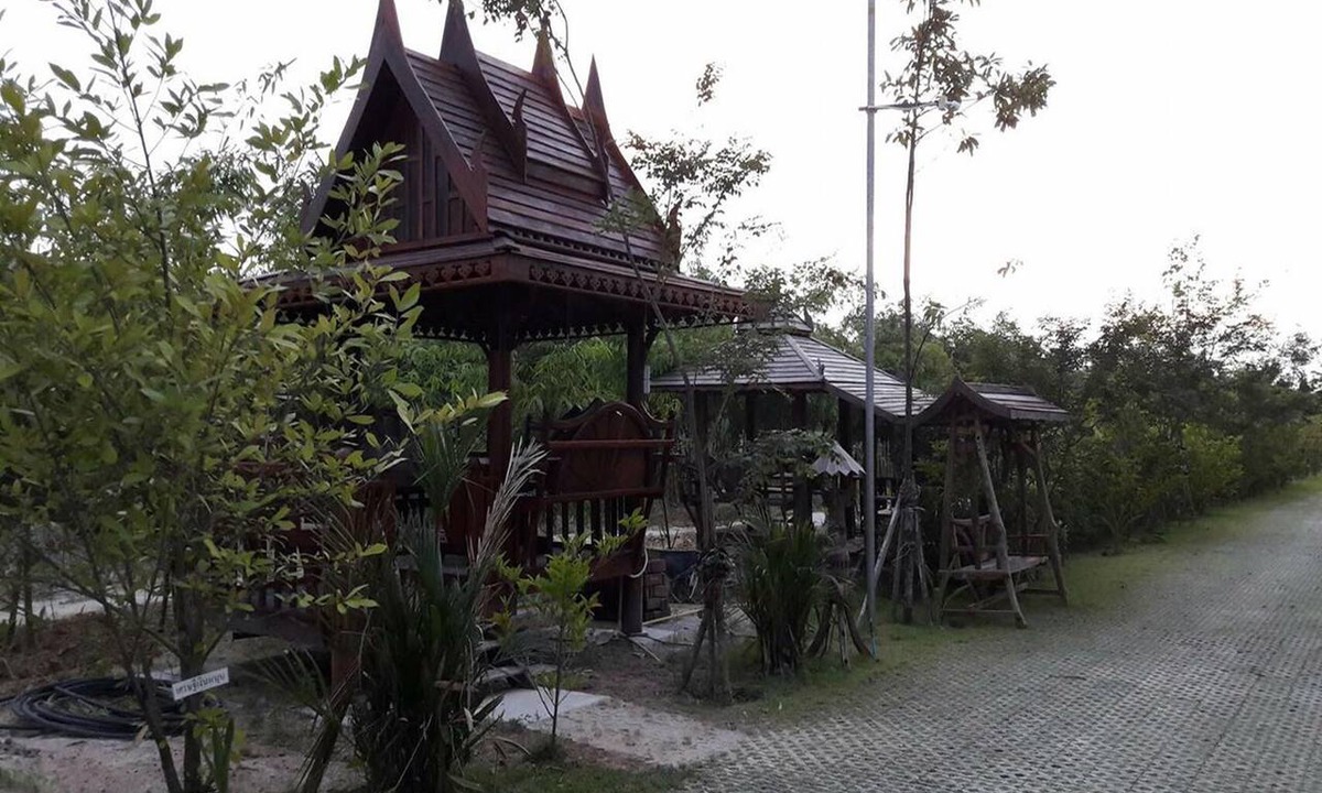 Noen Phra Hotel | PT House Resort