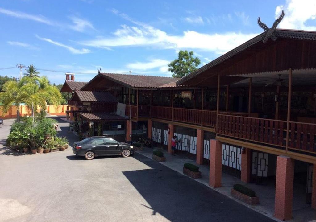 Damnoen Saduak Hotel | PuengLuang Hotel