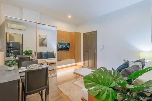 Cherngtalay Apartment | Quiet Condo 5 Min to Beach-Boat Ave Hill MynaC285