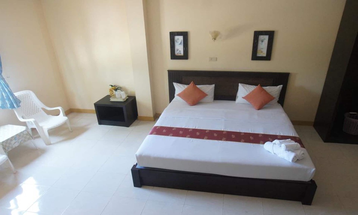 Khuekkhak Hotel | R.T. Hotel