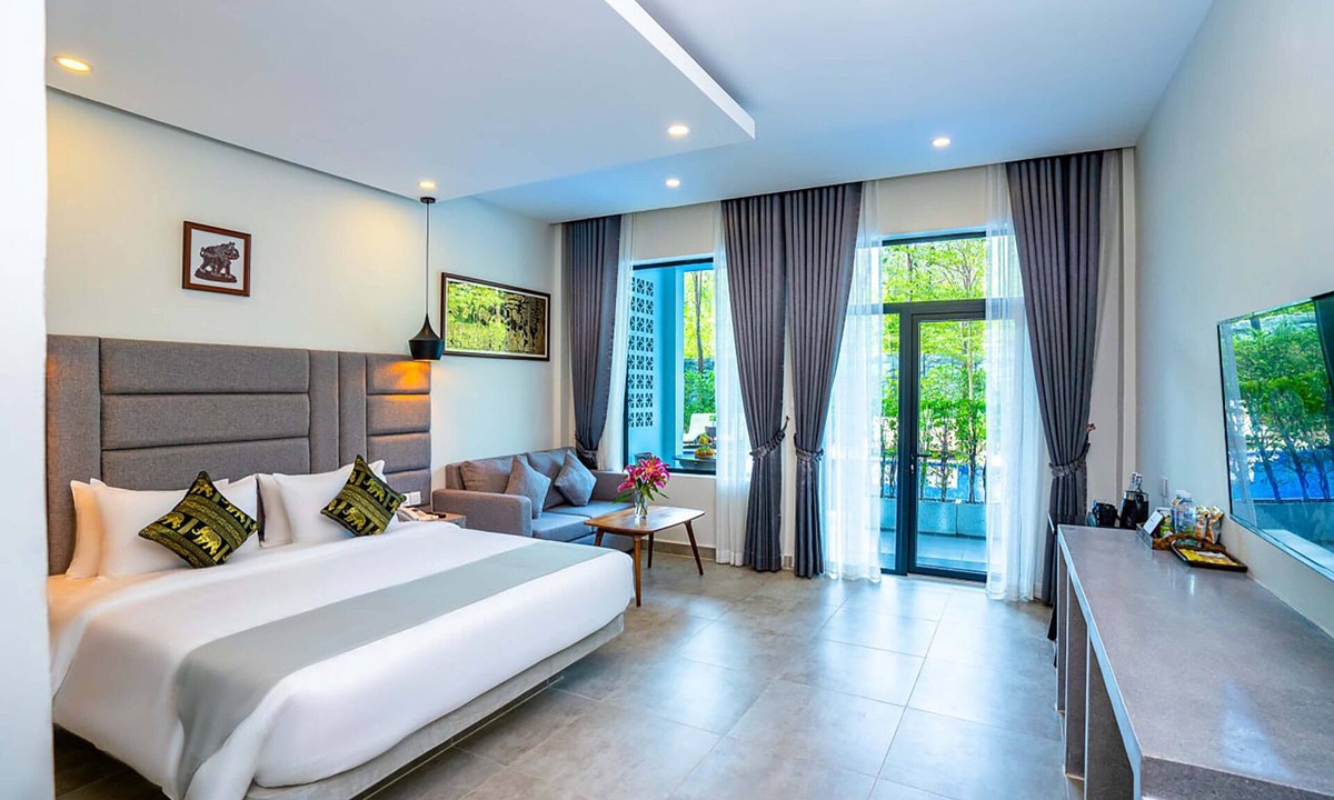 Kampot Hotel | Rainforest Hotel by NSUN