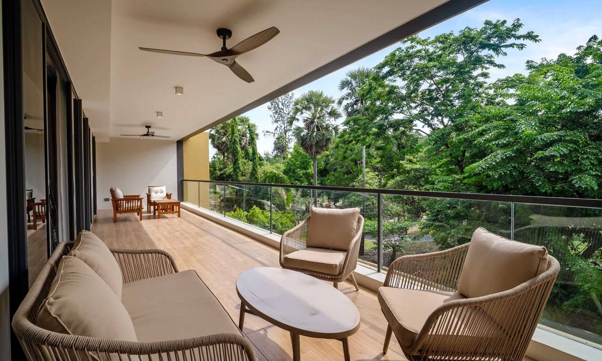 Bang Tao Condo | Reef Residences, Three-Bedroom 3302 3B Deluxe