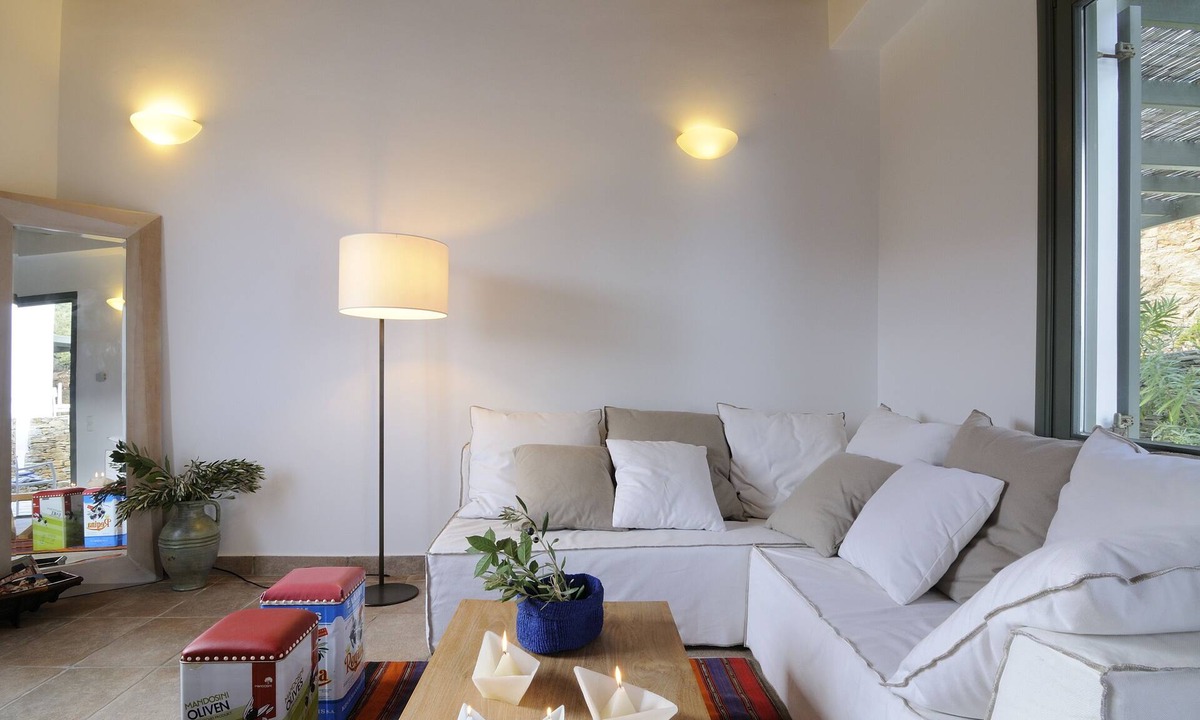 Andros Apartment | Residence with Side Sea View in Andros