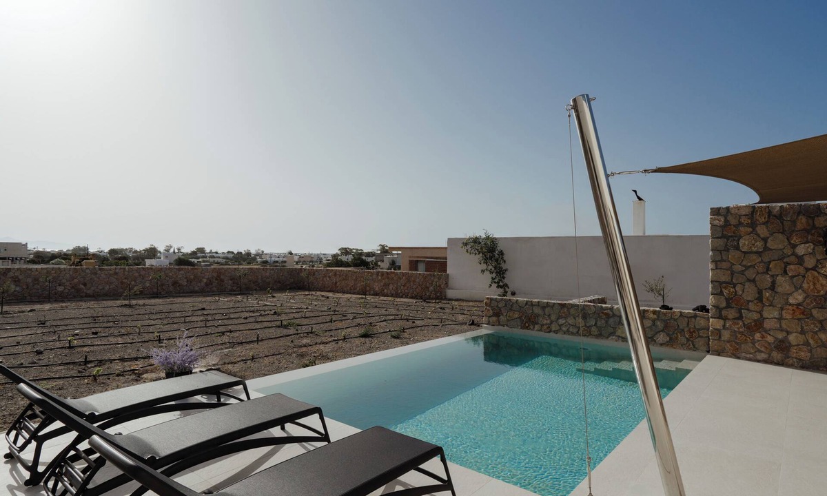 Perissa Villa | Rizes Villas with private pool- Vinsanto Villa