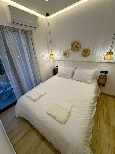 Patras Apartment | Roro Center Suites