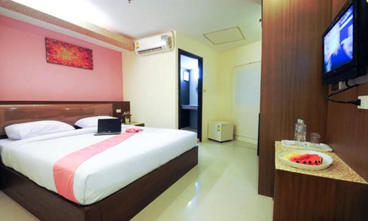 Nana Hotel | Royal Express Inn Sukhumvit Bangkok