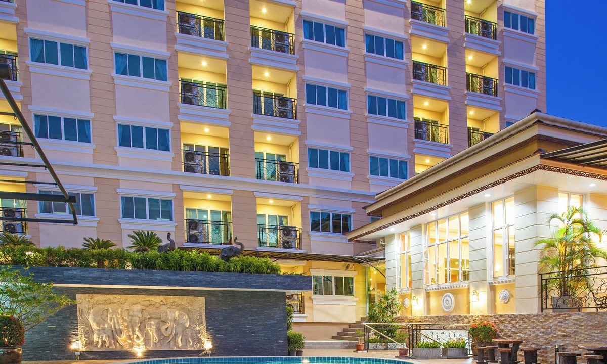 Nong Prue Hotel | Royal Grand Pattaya