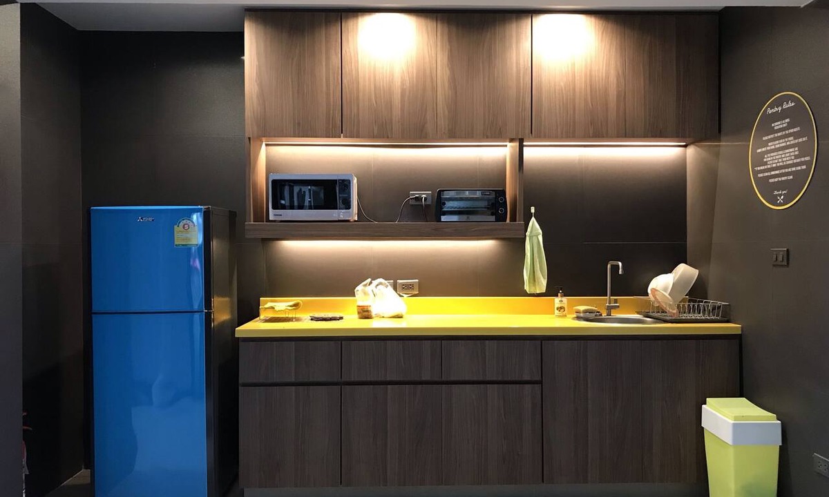 Thung Maha Mek Hostel | S1 Hostel
