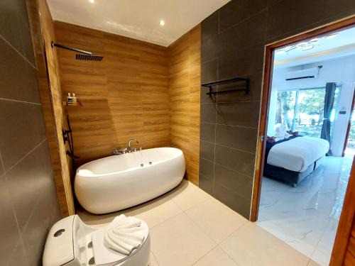 Ko Pha-ngan Hotel | Samma Karuna Beach & Wellness Resort - Intoxicants free