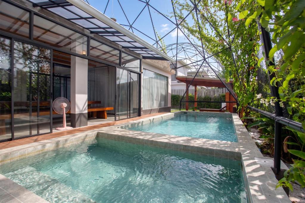 Hin Lek Fai Villa | Sawasdee pool villa hua hin
