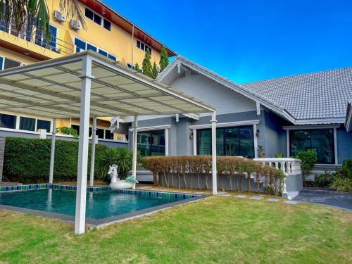 Jomtien Villa | Sawera Luxury Pool Villa