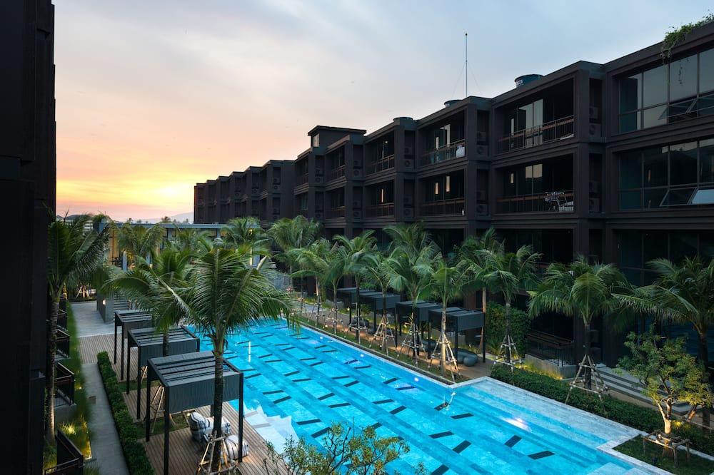 Rawai Apartment | SD1: Saturdays Residence 1 Bedroom suite with balcony