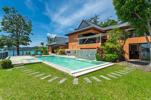 Wichit Villa | Seafront 5BR Pool Villa Nambo in Panwa